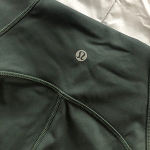 Lululemon Hight-Waisted Shorts with Mesh Detail